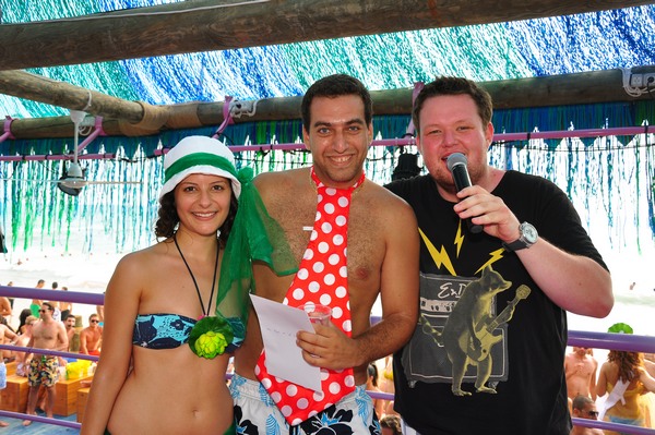 Champagne Showers @ Edde Sands